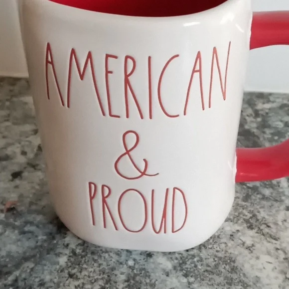 Rae Dunn Patriotic Mug 🇺🇸 - Picture 3 of 3